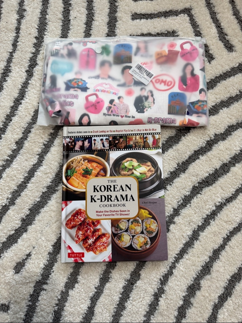 Bundle - Korean k-drama cookbook and Pink K-Drama Collage Tote Bag